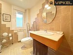 5 bedrooms House in Bergondo, Spain No. 48521 - Image 43