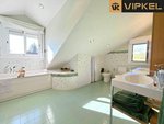 5 bedrooms House in Bergondo, Spain No. 48521 - Image 46