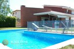 4 bedrooms Villa in Alella, Spain No. 49 - Image 15