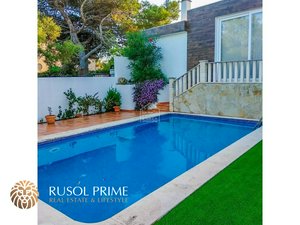 4 bedrooms Villa in Es Castell, Spain No. 5032