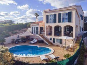 4 bedrooms Villa in Mahon, Spain No. 5038
