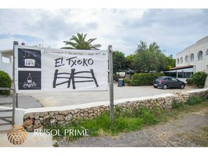 260m² Bar in Sant Lluis, Spain No. 5057