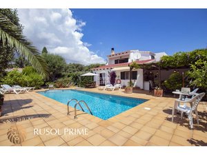 5 bedrooms Villa in Es Castell, Spain No. 5078