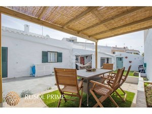 5 bedrooms Villa in Sant Lluis, Spain No. 5086