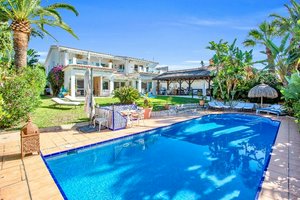 6 bedrooms Villa in Marbella, Spain No. 53452