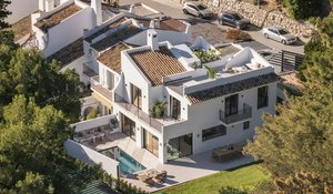 5 bedrooms House in Marbella, Spain No. 53598