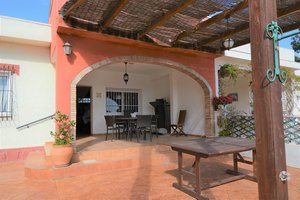 5 bedrooms Villa in Villamartin, Spain No. 537