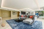 4 bedrooms Apartment in Estepona, Spain No. 5389 - Image 3