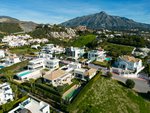 5 bedrooms Villa in Nueva Andalucia, Spain No. 5408 - Image 2