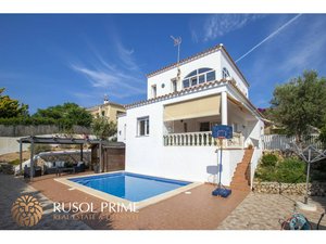 4 bedrooms Villa in Mahon, Spain No. 5426