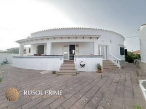 2 bedrooms Villa in Es Castell, Spain No. 5473