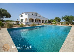 6 bedrooms Villa in Mahon, Spain No. 5492