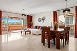 2 bedrooms Apartment in Estepona, Spain No. 56160 - Image 4