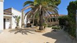 5 bedrooms Villa in Alfaz del Pi, Spain No. 5618 - Image 2
