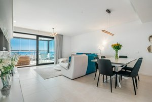 3 bedrooms Apartment in Fuengirola, Spain No. 572