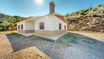 4 bedrooms House in Colmenar, Spain No. 58315 - Image 2