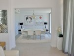6 bedrooms Villa in Marbella, Spain No. 585 - Image 8