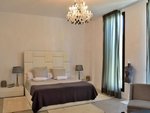 6 bedrooms Villa in Marbella, Spain No. 585 - Image 14