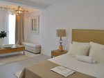 6 bedrooms Villa in Marbella, Spain No. 585 - Image 15