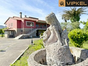 5 bedrooms House in Rois, Spain No. 60111