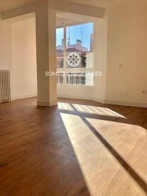 3 bedrooms Apartment in Madrid, Spain No. 61385