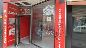 59m² Commercial property in Zaragoza, Spain No. 61407