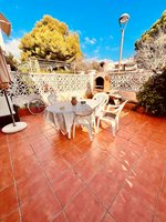 4 bedrooms House in Cubelles, Spain No. 62737 - house in Spain
