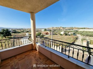 5 bedrooms Townhouse in Turre, Spain No. 63922