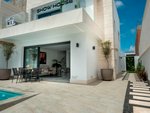 3 bedrooms Villa in San Pedro del Pinatar, Spain No. 6400 - Image 2