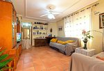 3 bedrooms Bungalow in Torrevieja, Spain No. 6401 - Image 4