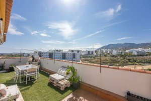 3 bedrooms Penthouse in Fuengirola, Spain No. 64175