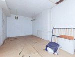 203m² Commercial property in Zaragoza, Spain No. 65982 - Image 10