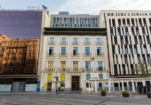 230m² Office in Zaragoza, Spain No. 66128