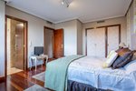 6 bedrooms House in Zaragoza, Spain No. 66732 - Image 12