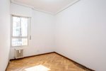 3 bedrooms Apartment in Zaragoza, Spain No. 66794 - Image 30