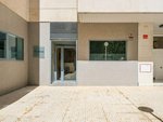 200m² Office in Zaragoza, Spain No. 67602 - Image 3