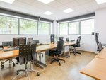 200m² Office in Zaragoza, Spain No. 67602 - Image 11