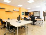 200m² Office in Zaragoza, Spain No. 67602 - Image 16