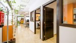 200m² Office in Zaragoza, Spain No. 67605 - Image 2