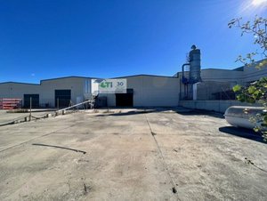1212m² Commercial property in La Muela, Spain No. 67650