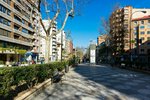 309m² Commercial property in Zaragoza, Spain No. 67695 - Image 11