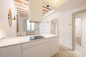 2 bedrooms Apartment in Ciutat Vella, Spain No. 67908