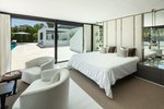 5 bedrooms Villa in Marbella, Spain No. 69382 - Image 3