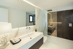 5 bedrooms Villa in Marbella, Spain No. 69382 - Image 7