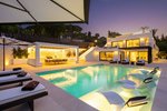 5 bedrooms Villa in Marbella, Spain No. 69382 - Image 8
