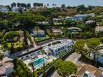 5 bedrooms Villa in Marbella, Spain No. 69382 - Image 11