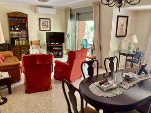 4 bedrooms Apartment in Cordoba, Spain No. 69617