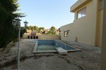 5 bedrooms House in Turis, Spain No. 70054 - Image 8