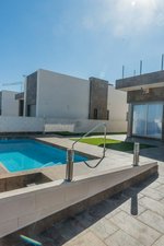 3 bedrooms Villa in La Florida, Spain No. 7030 - Image 4