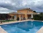 4 bedrooms House in Ontinyent, Spain No. 70320 - house in Spain
